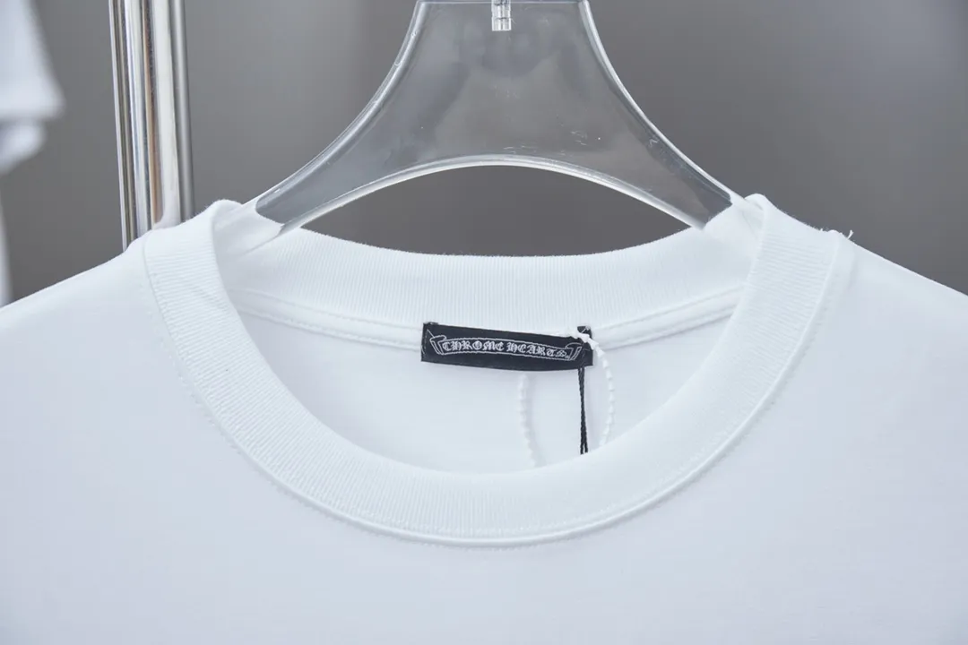 🅿️230 Ch*ome Hearte 25SS new style for early spring, Crow heart hot diamond short sleeves, light luxury, essential item for daily commuting for men and women, correct version, welcome to compare, detailed features · 320g 100% pure cotton double yarn jersey fabric · Custom dyed in the same vat, special thickened 32 pieces double-stranded 1X1 thread · Imported Australian matte pearlescent diamonds ➕artificial spray color ➕thick letter logo · Double-needle sewing and cross-seam technology · Original main mark, washed tag, brand moisture-proof paper packaging Color: black/white Size: S/M/L/XL